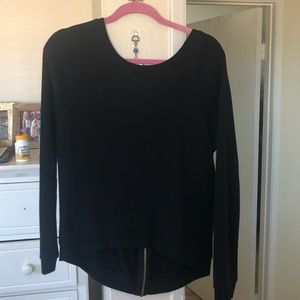 Long sleeve obey top